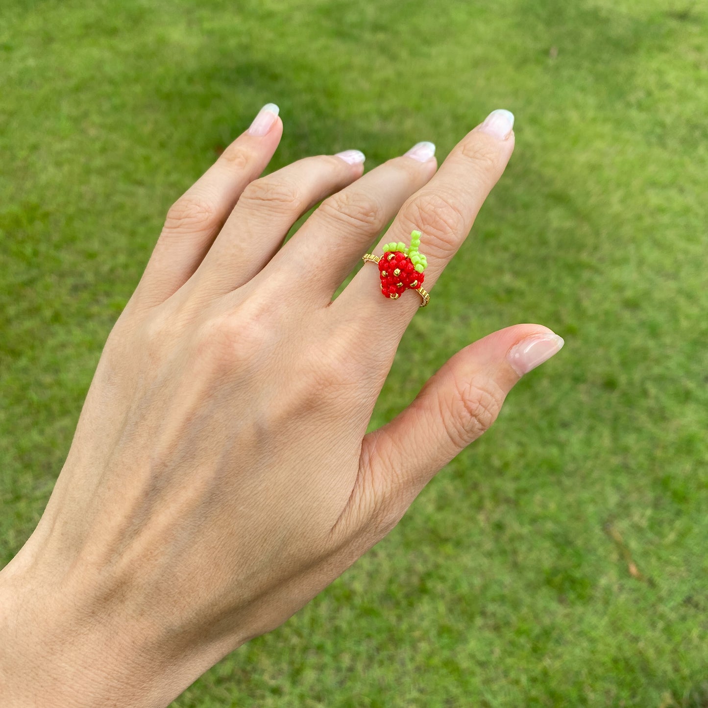 Straweberry ring